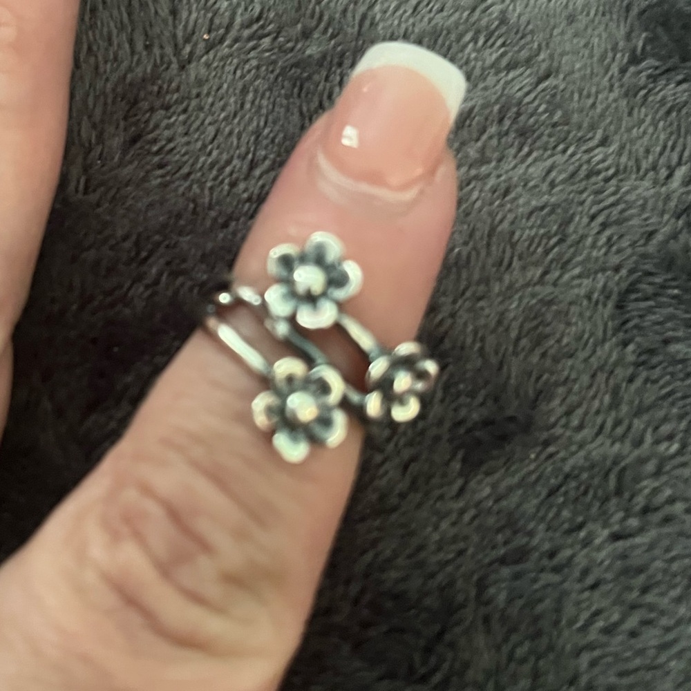 Floral Silver Ring